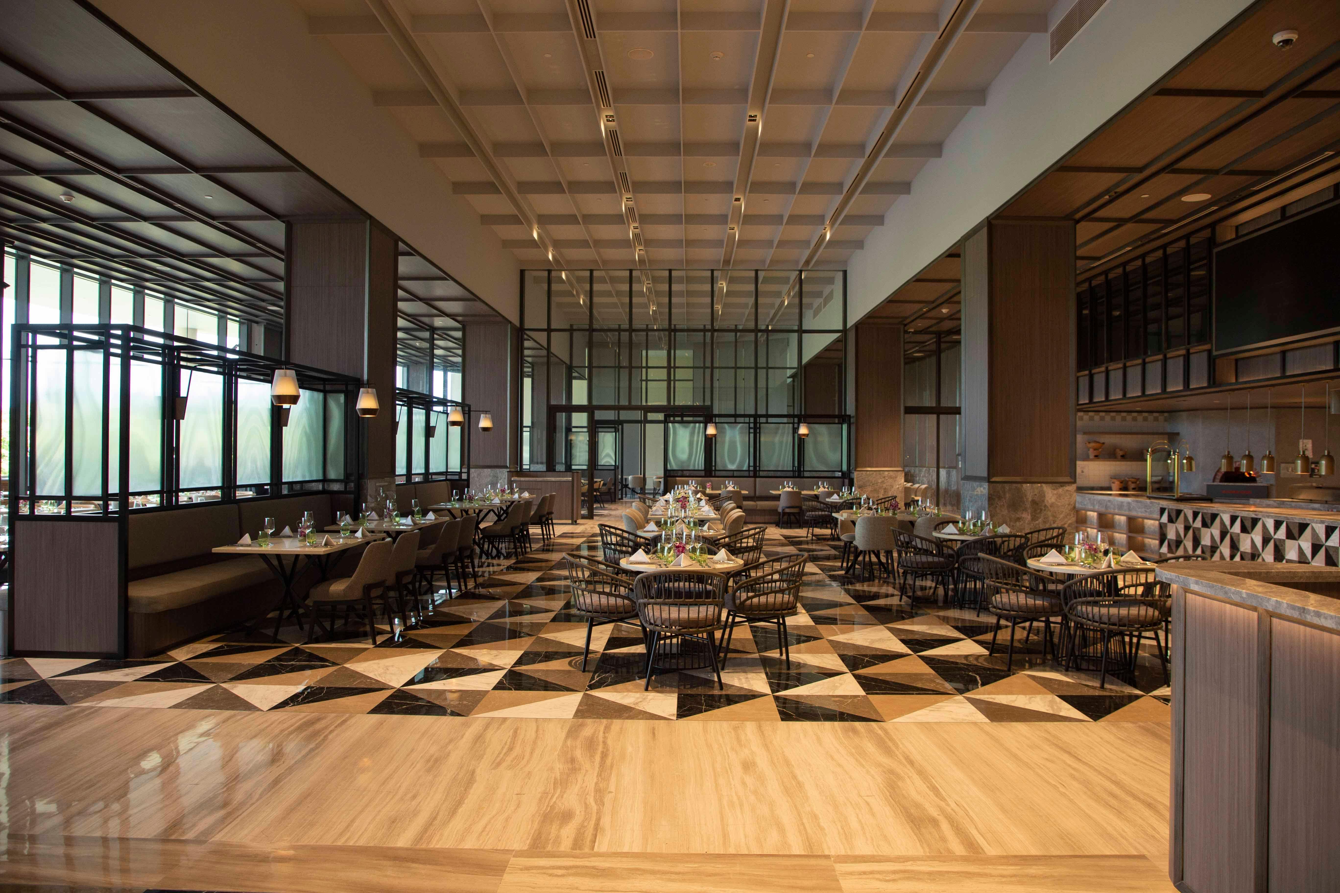 Crowne Plaza Phu Quoc Starbay By Ihg Hotel Exterior photo