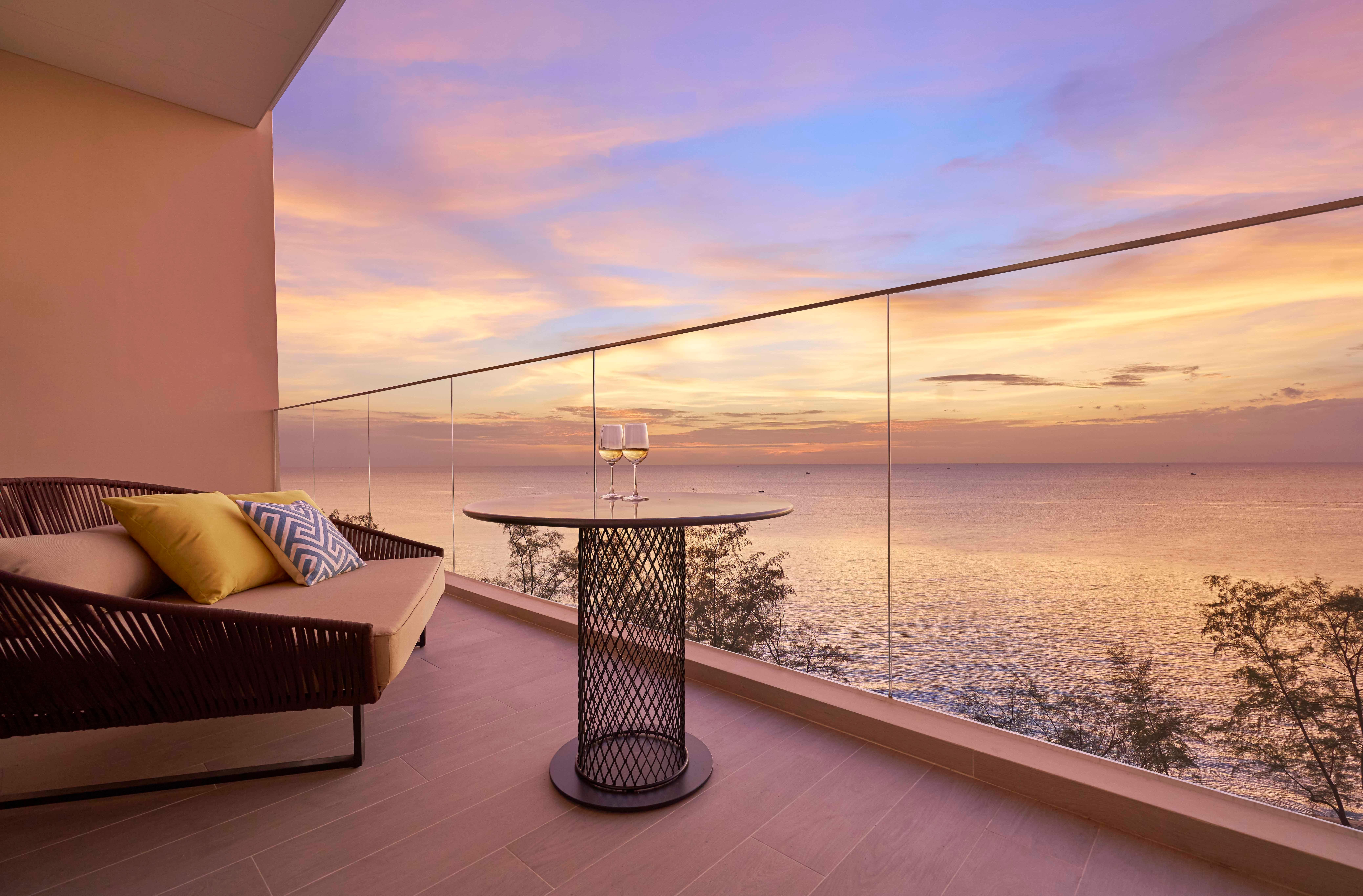 Crowne Plaza Phu Quoc Starbay By Ihg Hotel Exterior photo