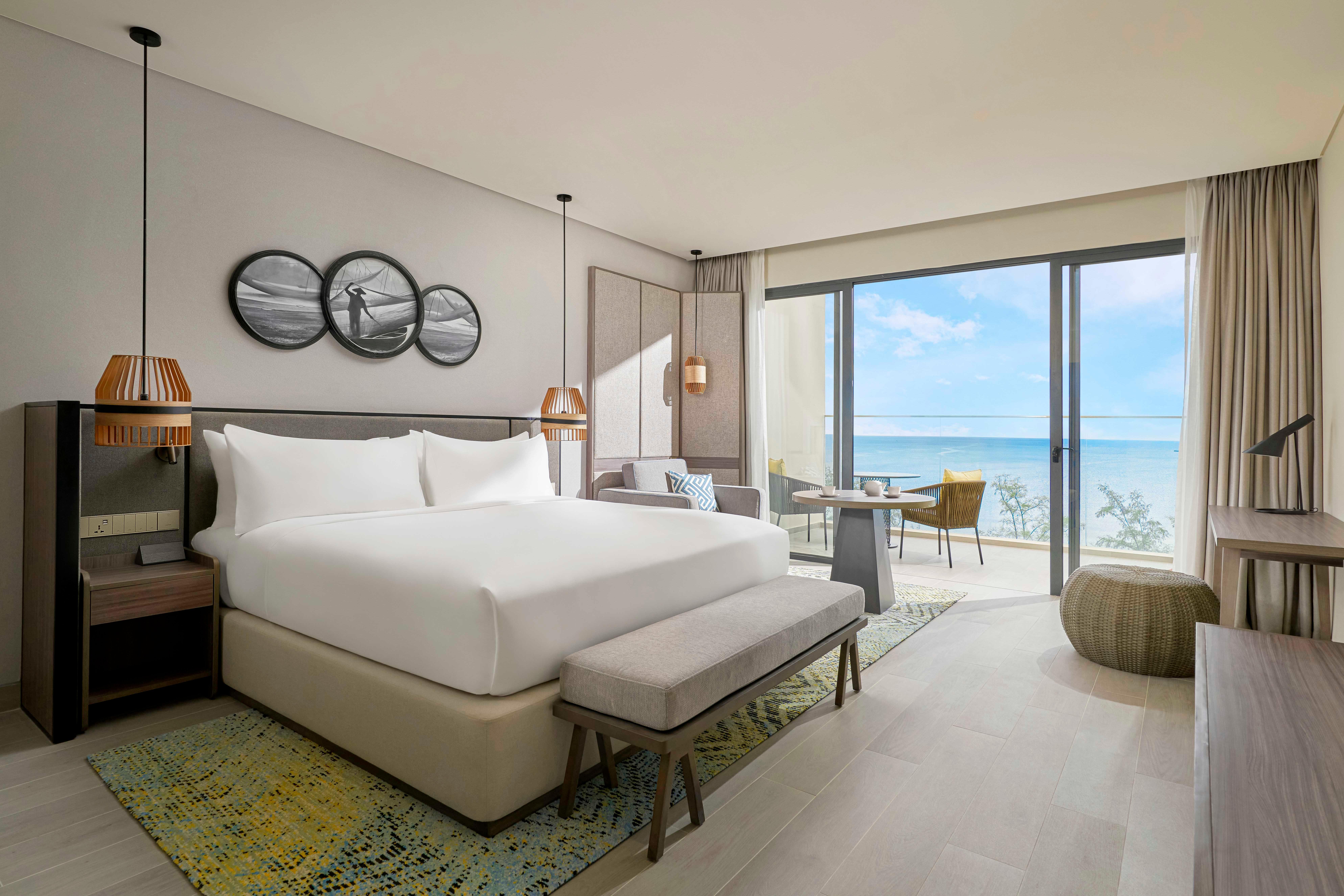 Crowne Plaza Phu Quoc Starbay By Ihg Hotel Exterior photo