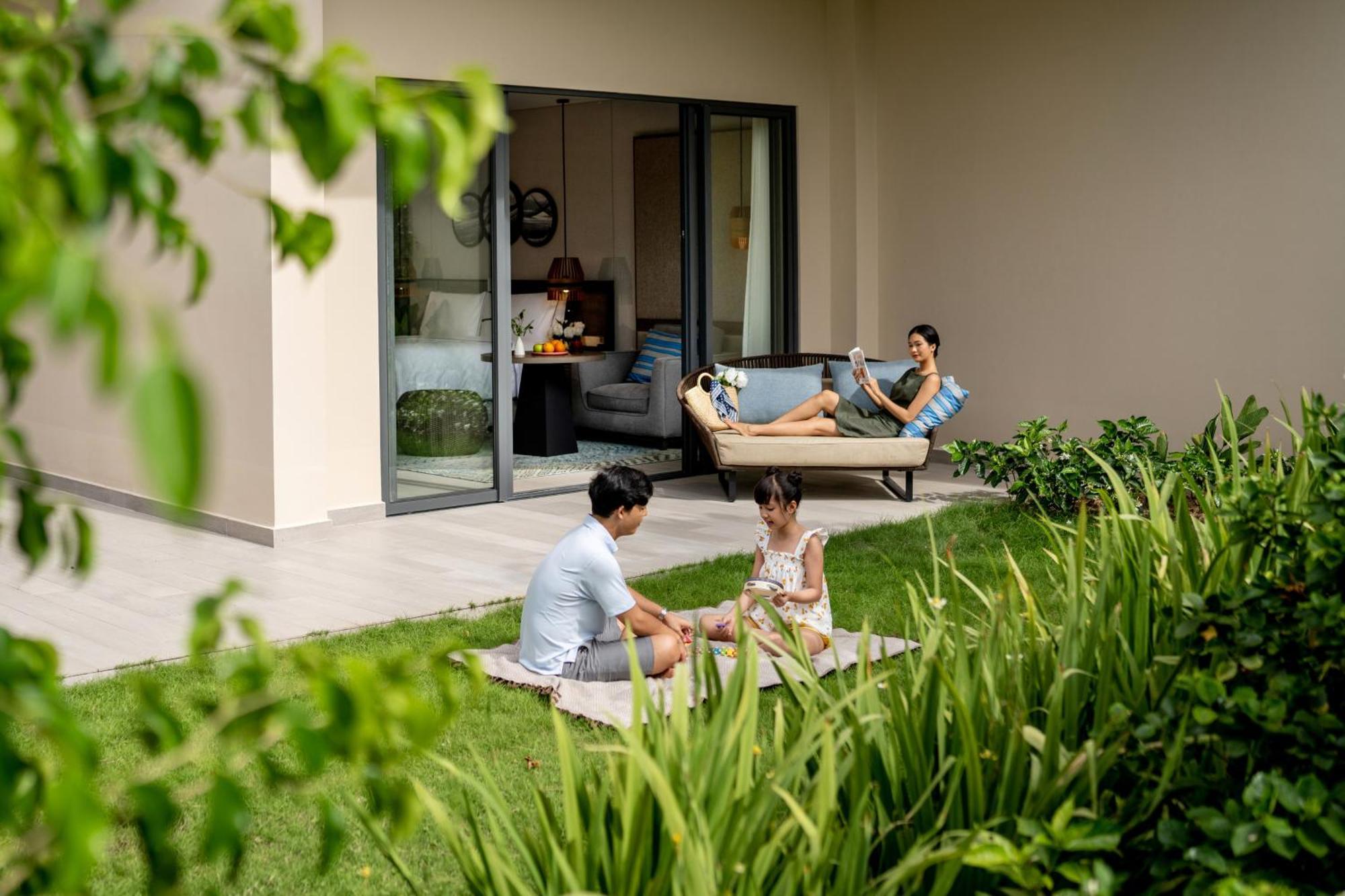 Crowne Plaza Phu Quoc Starbay By Ihg Hotel Exterior photo