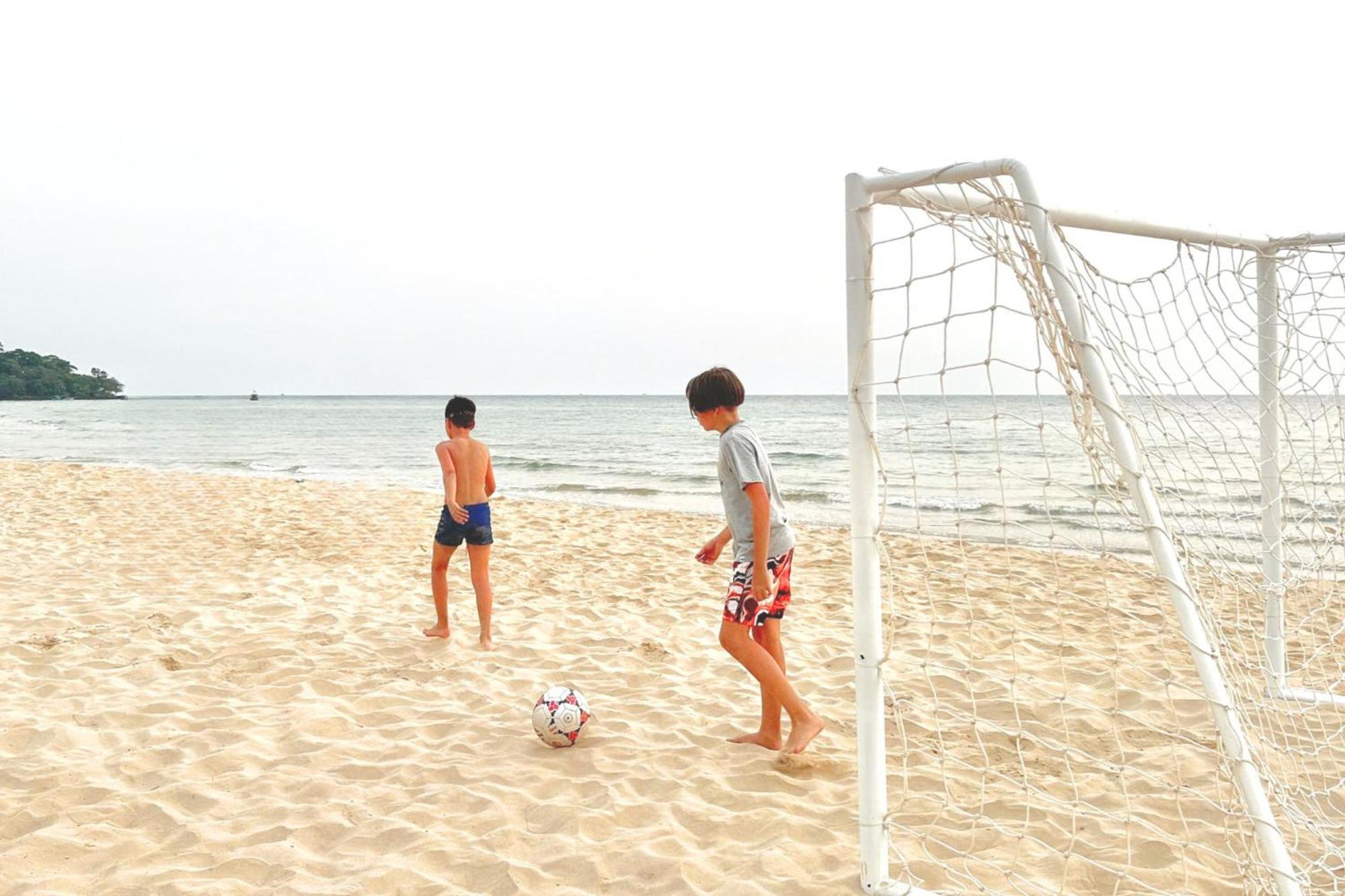 Crowne Plaza Phu Quoc Starbay By Ihg Hotel Exterior photo